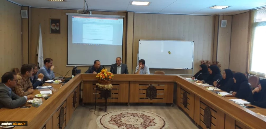 در شورای نظارت، ارزیابی و تضمین کیفیت دانشگاه فرهنگیان استان زنجان مطرح شد:

آمادگی پردیس های استان جهت برگزاری آزمون کتبی صلاحیت های حرفه ای مهارت آموزان 2