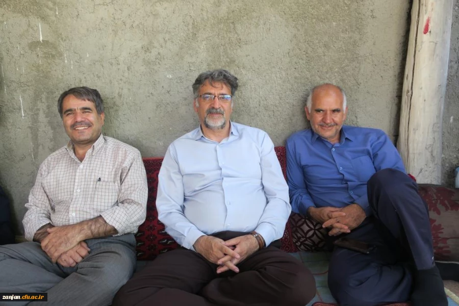 تجلیل از 30 سال خدمت آقایان نوری و عزیزی