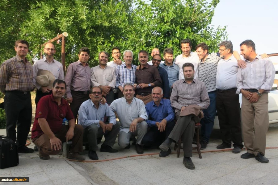 تجلیل از 30 سال خدمت آقایان نوری و عزیزی