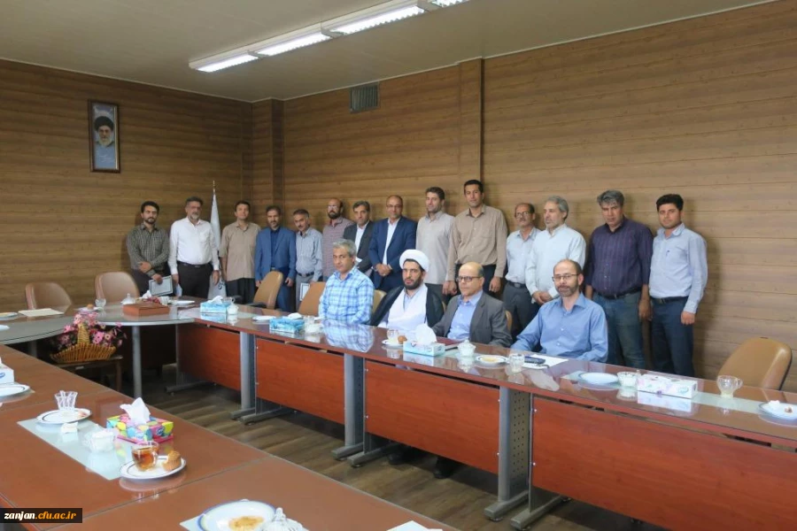 جلسه معارفه معاون توسعه منابع انسانی و دانشجویی و مسئول امور دانشجویی پردیس شهید بهشتی زنجان