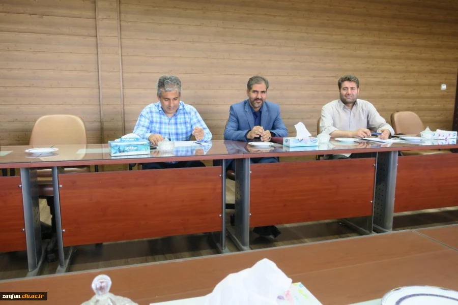 جلسه معارفه معاون توسعه منابع انسانی و دانشجویی و مسئول امور دانشجویی پردیس شهید بهشتی زنجان