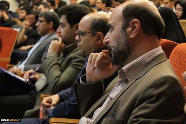 کوتاهترین مسیر توسعه ،رفاه و رشد در کشور ما همان مسیر آموزش و پرورش است. 9