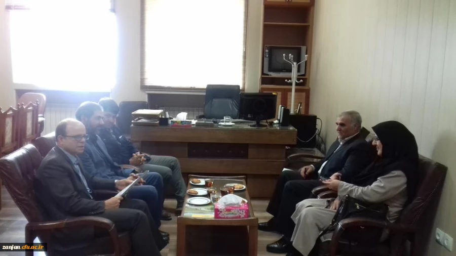 امضای تفاهم نامه با رئیس هیئت ورزش های همگانی استان زنجان