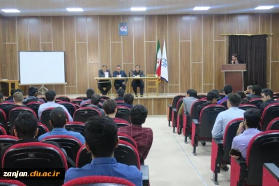 به همت شورای صنفی پردیس شهید بهشتی برگزار شد:

جلسه پرسش و پاسخ با حضور معاون اداری، مالی و دانشجویی پردیس شهید بهشتی و کارشناسان امور مالی لایه استانی