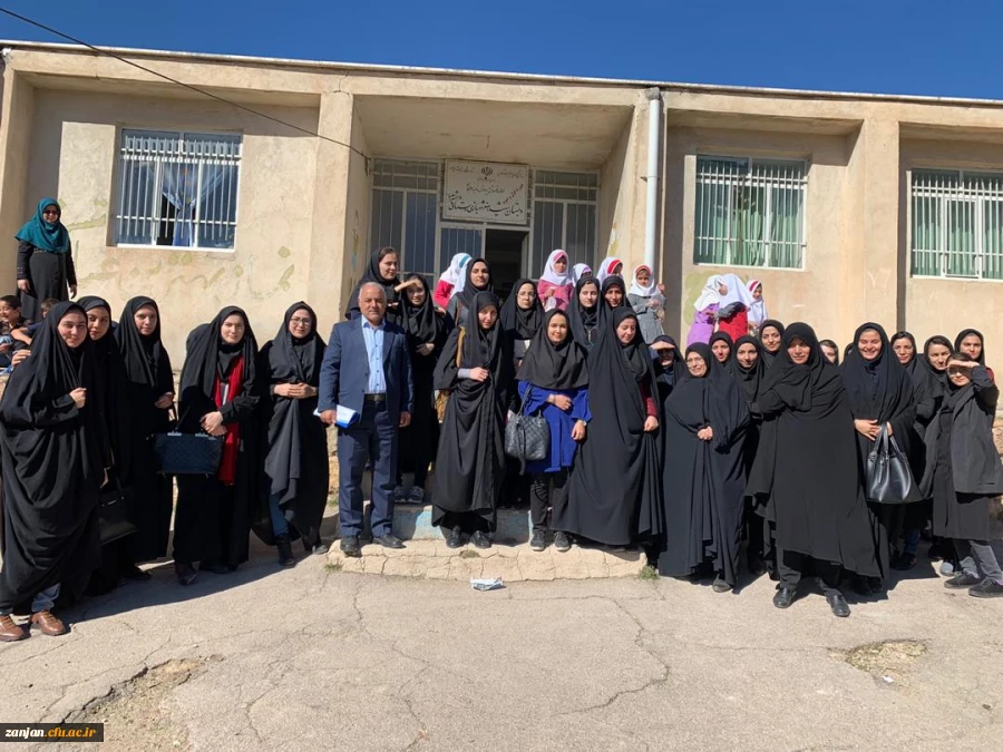 یک روز کارورزی دانشجو معلمان علوم تربیتی ورودی 95 در مدارس روستایی 2