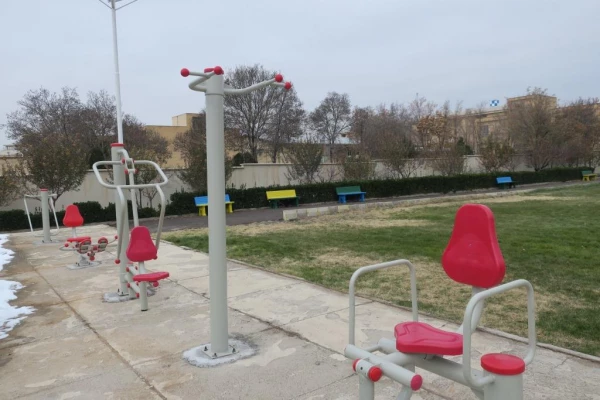 نصب مجموعه اسباب ورزشی در پردیس شهید بهشتی زنجان