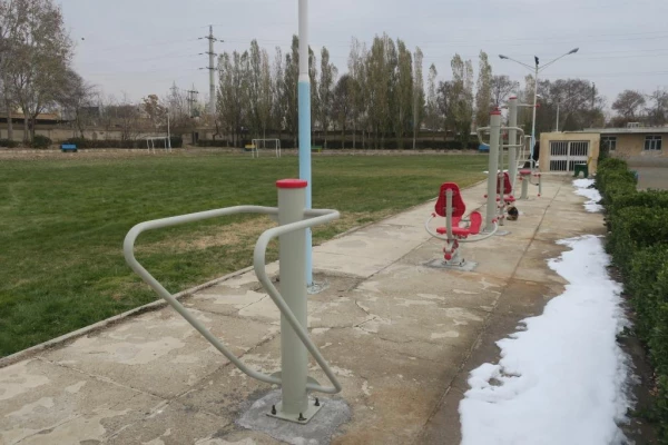 نصب مجموعه اسباب ورزشی در پردیس شهید بهشتی زنجان