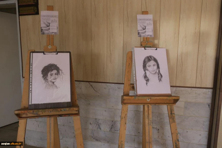 آثار طراحی سیاه قلم دانشجویان پردیس شهید بهشتی