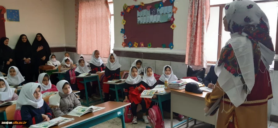 بازدید از کلاس ها و تبادل تجارب با معلمان کلاس اول ابتدایی 7