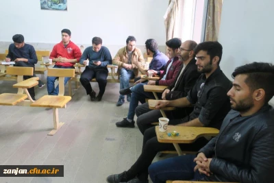 توسط کانون ادبی استاد منزوی برگزار می شود:

محفل هفتگی شعر دانشجویی دوشنبه ها در ساعت فرهنگی پردیس