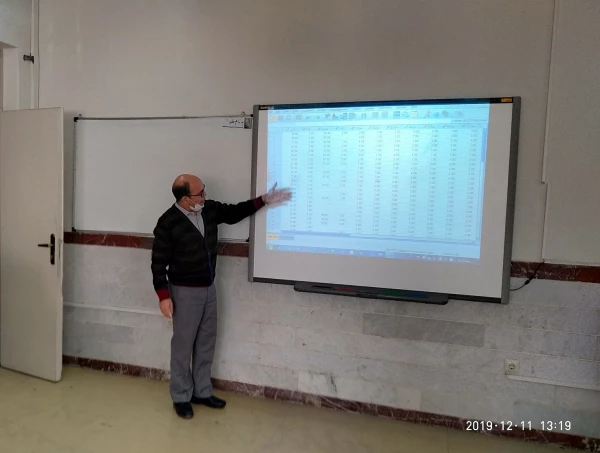 سومین جلسه آموزش نرم افزار spss برگزار شد 2