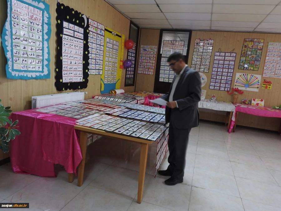 نمایشگاه دست سازه های دانشجویان  4