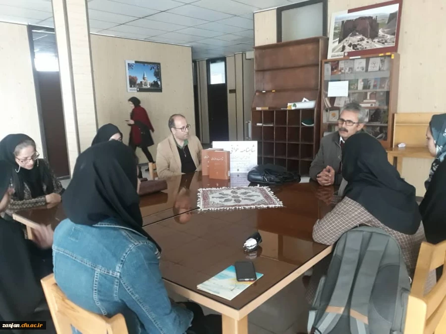 خوانش، شرح و تفسیر شاهنامه  2