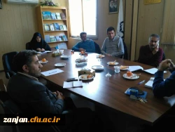 بررسی مشکلات سراهای دانشجویی دردیدار سرپرستان شبانه روزی  با مدیرت امور پردیس های استان زنجان 4