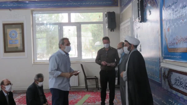 تقدیر از قاریان و تالیان قرآن 