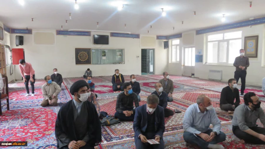 تقدیر از قاریان و تالیان قرآن 