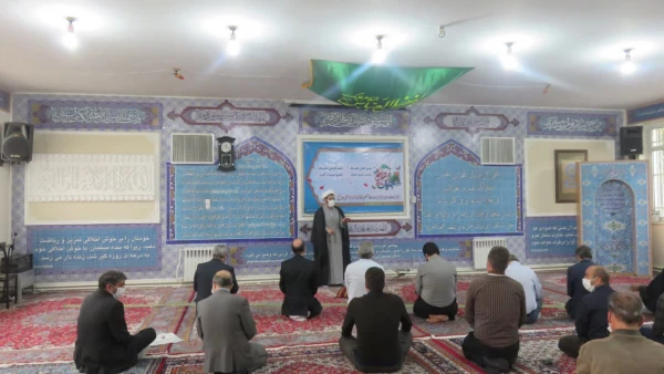 تقدیر از قاریان و تالیان قرآن 