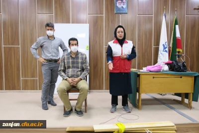 در راستای اجرای تفاهم نامه دانشگاه فرهنگیان با جمعیت هلال احمر جمهوری اسلامی ایران

برگزاری دوره عملی و حضوری هلال احمر ویژه کارکنان و مدرسان پردیس شهید بهشتی زنجان