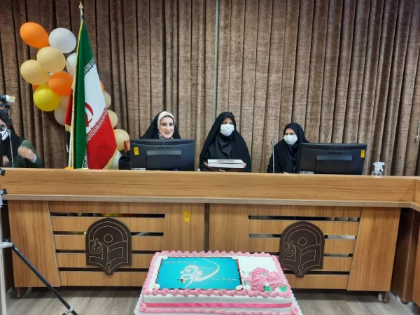 مراسم گرامیداشت سالروز ولادت حضرت فاطمه زهرا(س) در پردیس الزهرا(س) زنجان برگزار شد. 2