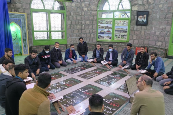 شرکت دانشجویان در طرح ضیافت شهدا