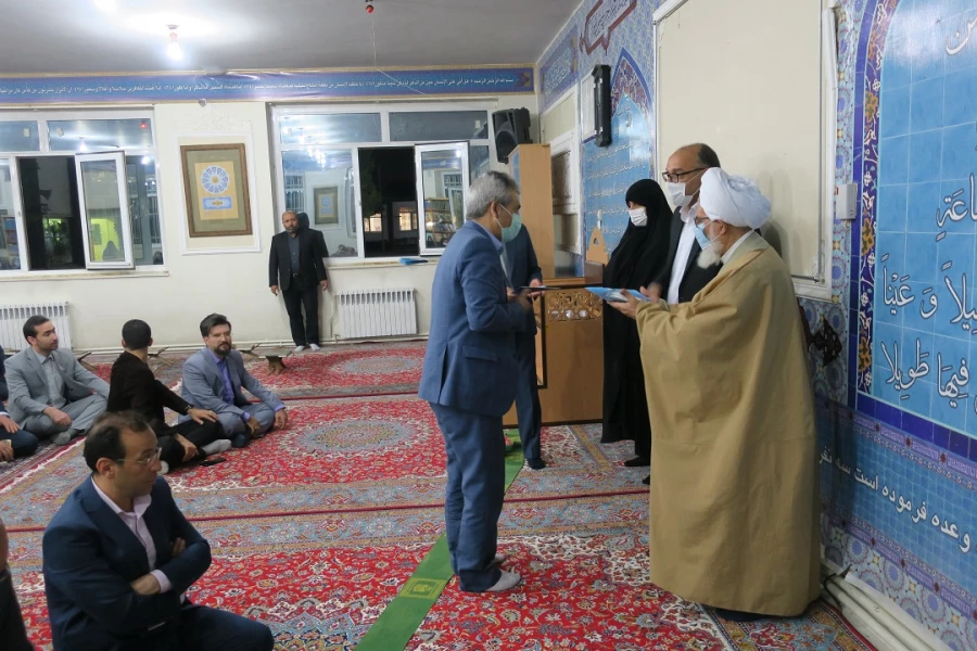 ویژه برنامه دهه سرآمدی آموزش