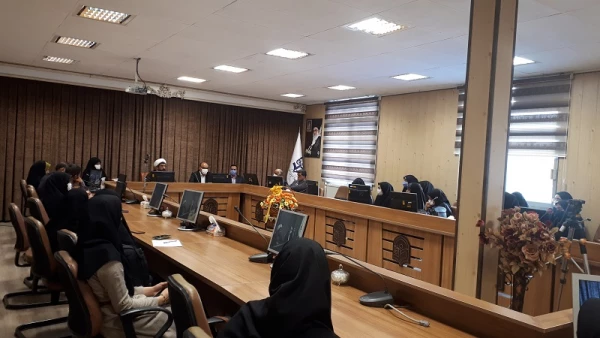 نشست «جهاد تبیین و بصیرت افزایی و تجلیل از نخبگان و برگزیدگان آموزشی و فرهنگی» 4