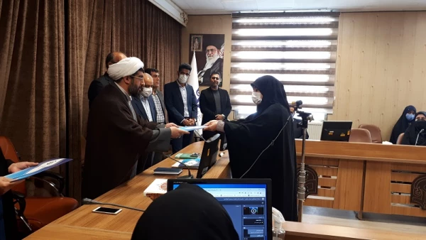 نشست «جهاد تبیین و بصیرت افزایی و تجلیل از نخبگان و برگزیدگان آموزشی و فرهنگی» 5