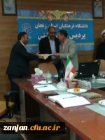  برگزاری نشست هم اندیشی اساتید هئیت علمی و کارکنان پردیس الزهرا(س) زنجان به مناسبت گرامیداشت هفته دفاع مقدس 2