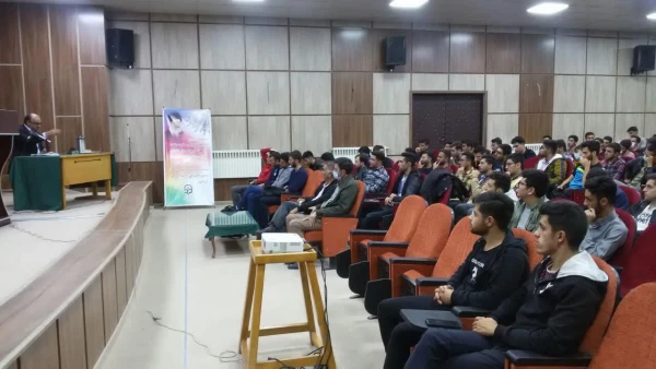 جلسه توجیهی دانشجویان ساکن سراهای دانشجویی پردیس شهید بهشتی زنجان