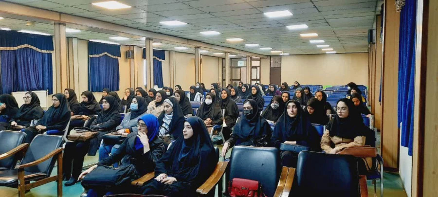 به مناسبت هفته تغذیه سالم کارگاه آموزش تغذیه سالم در برابر بیماری های مزمن برگزار گردید 4