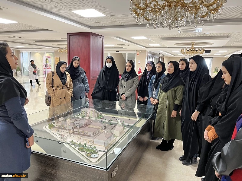 بازدید دانشجومعلمان پردیس الزهرا (س)از کلینیک خیریه مهرانه ی زنجان  2