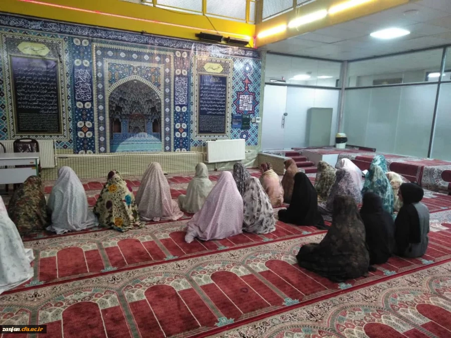 برگزاری مراسم زیارت عاشورای هفتگی توسط هیئت دانشجویی الزهرا