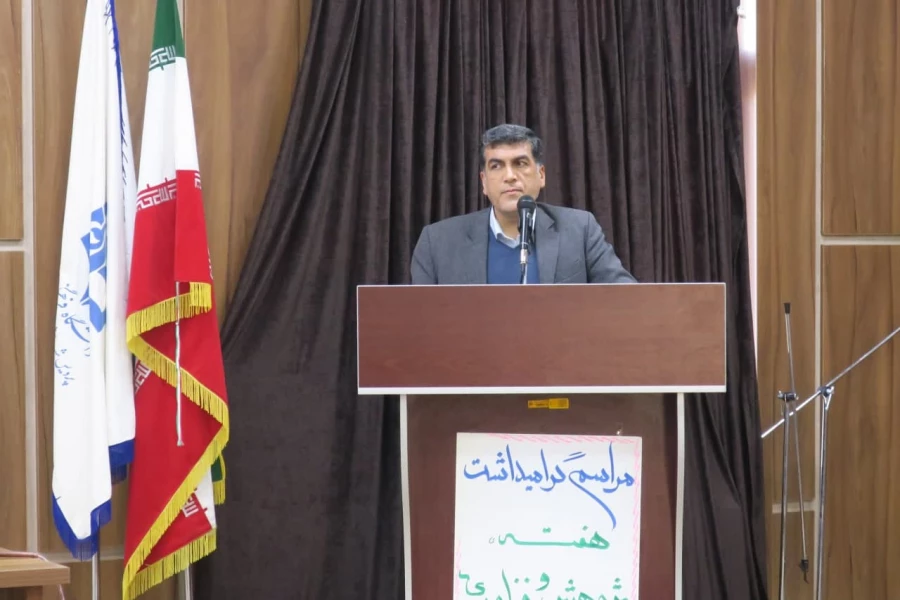 مراسم رونمایی از کتاب به مناسبت هفته گرامیداشت پژوهش