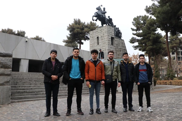 اردوی زیارتی مشهد مقدس دانشجویان پردیس شهید بهشتی زنجان در بهمن 1401