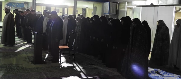                                                                                              گرامیداشت لیالی پرفیض قدر و برگزاری ضیافت افطار در پردیس الزهرا(س)  2