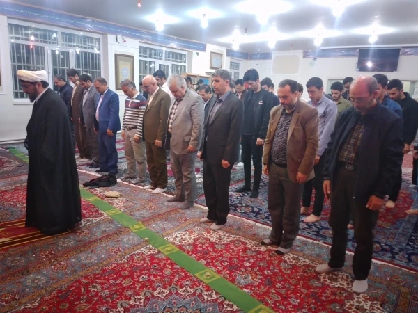 برگزاری مراسم ضیافت افطاری در پردیس شهید بهشتی زنجان 7