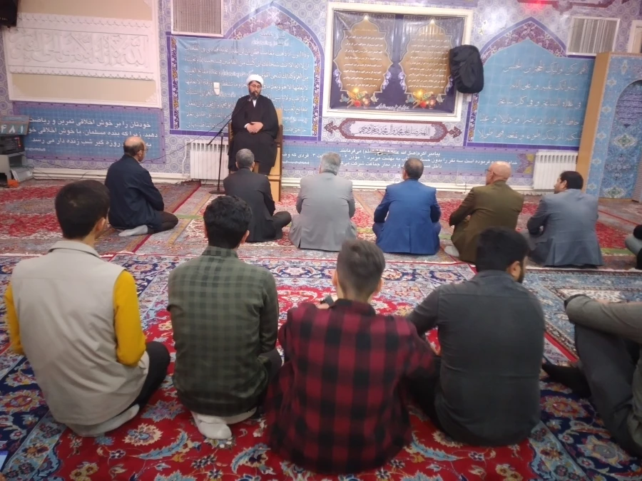 برگزاری مراسم ضیافت افطاری در پردیس شهید بهشتی زنجان 8