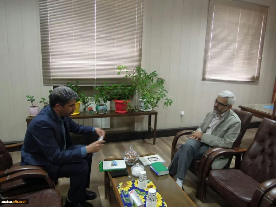 دیدار آقای دکتر مجتبی همتی فر معاون وزیر و رئیس سازمان ملی تعلیم و تربیت کودک با سرپرست پردیس شهید بهشتی دانشگاه فرهنگیان  3