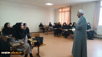 برگزاری دوره آموزشی - تربیتی «معراج» ویژه دانشجو معلمان در دانشگاه فرهنگیان استان زنجان 