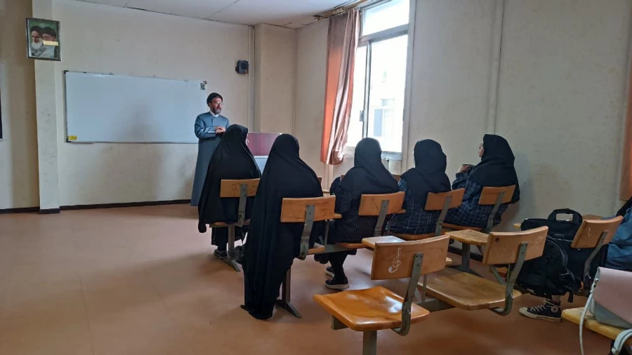 برگزاری دوره آموزشی - تربیتی «معراج» ویژه دانشجو معلمان در دانشگاه فرهنگیان استان زنجان  3