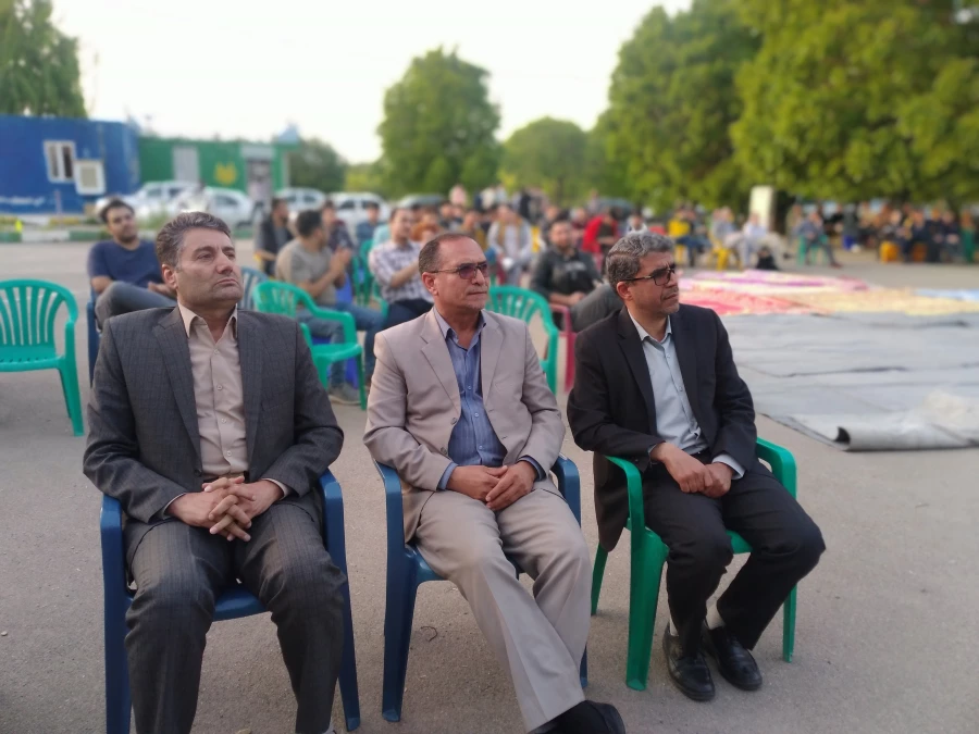 برگزاری ویژه برنامه ی گرامی داشت دهه ی سرآمدی آموزش با همکاری معاونت فرهنگی و اجتماعی شهرداری زنجان 3