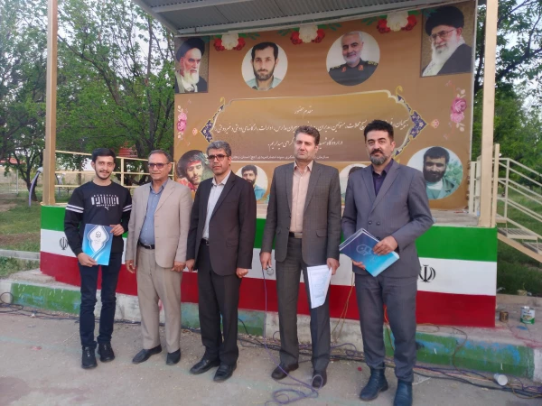 برگزاری ویژه برنامه ی گرامی داشت دهه ی سرآمدی آموزش با همکاری معاونت فرهنگی و اجتماعی شهرداری زنجان 7