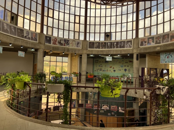 بازدید از خانه علم دانشگاه تحصیلات تکمیلی علوم پایه با حضور دانشجومعلمان پردیس الزهرا(س) 2