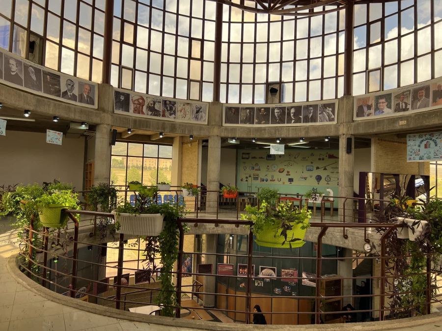 بازدید از خانه علم دانشگاه تحصیلات تکمیلی علوم پایه با حضور دانشجومعلمان پردیس الزهرا(س) 2