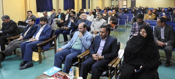 نشست بصیرتی با موضوع "سواد رسانه ایی، تعلیم و تربیت "با حضور جواد بخشی الموتی معاون رسانه و ارتباطات سازمان بسیج اساتیدبرگزار شد 2