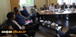 جلسه ایی با حضور آقای دکتر غیاثی به همراه ریاست امور پردیس های استان زنجان و اعضای هیئت علمی دانشگاه فرهنگیان استان زنجان برگزار شد. 3