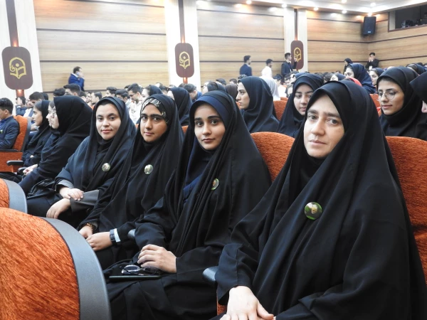 آیین اختتامیه دهمین جشنواره تدریس برتر به میزبانی دانشگاه فرهنگیان استان زنجان برگزار شد 9