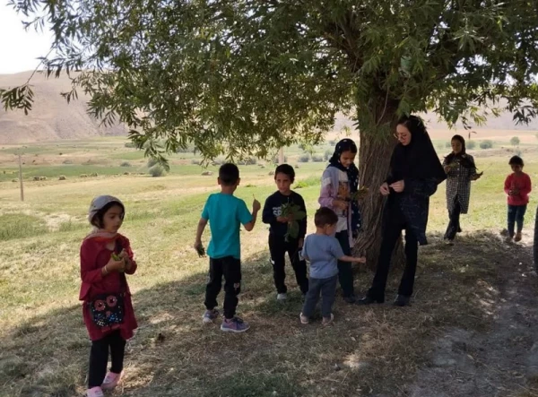 اردوی جهادی بسیج دانشجویی با حضور جمعی از جهادگران دانشجومعلم پردیس الزهرا(س)، در منطقه اوریاد ماهنشان برگزار گردید 2