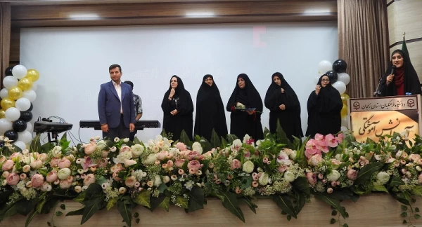 مراسم جشن دانش آموختگی دانشجو معلمان ورودی سال 1398 رشته آموزش ابتدائی، در پردیس الزهرا(س) برگزار شد 2