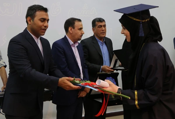 مراسم جشن دانش آموختگی دانشجو معلمان ورودی سال 1398 رشته آموزش ابتدائی، در پردیس الزهرا(س) برگزار شد 2